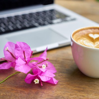 portfolio, mocup strona www, sklep internetowy, portfolio, Martyna Jakubowska Wirtualne Wsparcie Biznesu, Projektowanie Stron WWW, WordPress, Woocomerce, Sklep Internetowy, Lejek Marketingowy, Wirtualna Asystentka, Social Media, Marketing, Reklama, grafiki, filmy reklamowe, obsługa Social Media https://jakubowskamartyna.pl/